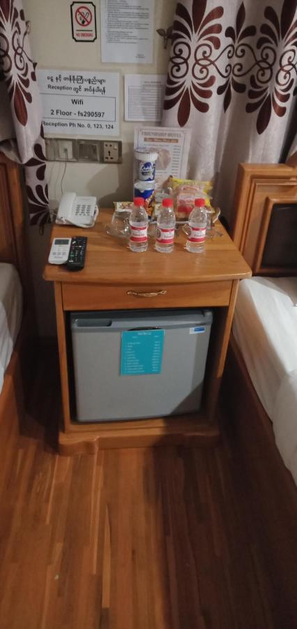 Hotel Friendship 曼德勒 外观 照片